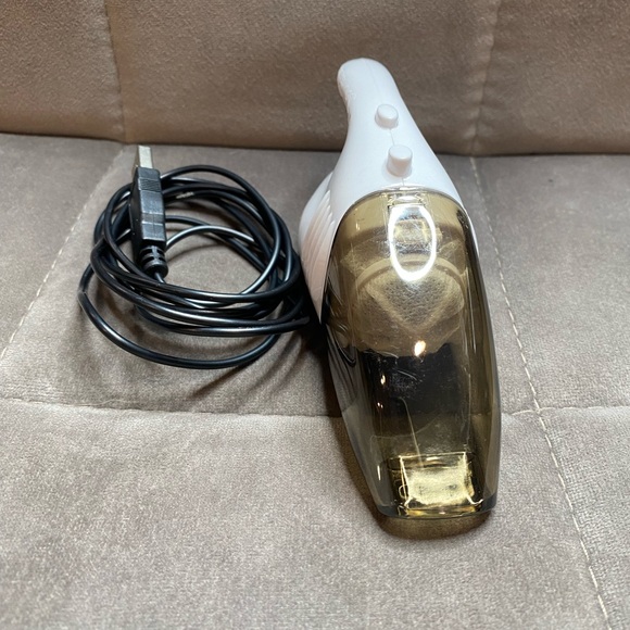 World’s Smallest Vacuum. - Picture 4 of 7